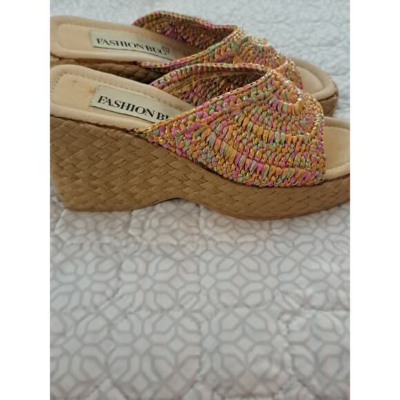 Women's Fashion Bug Chunk Sandals Size 7 - Picture 6 of 12